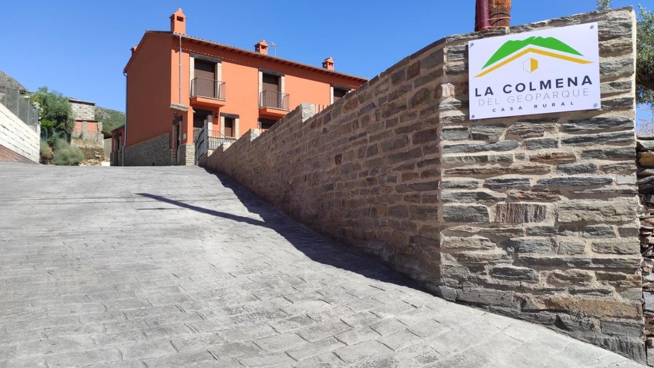 Casa Rural La Colmena Del Geoparque Navatrasierra Buitenkant foto